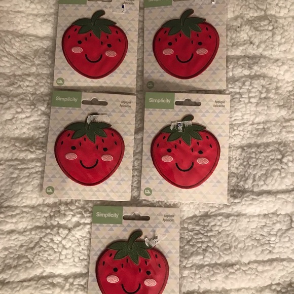 Simplicity Other - Simplicity Red Strawberry Patch Appliqué Lot 5 purse hat jean decor